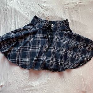 Plaid skater skirt